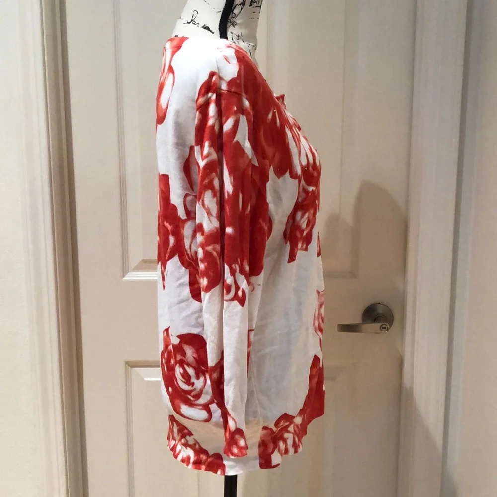 Cyrus Orange and White Floral Sweater size XL